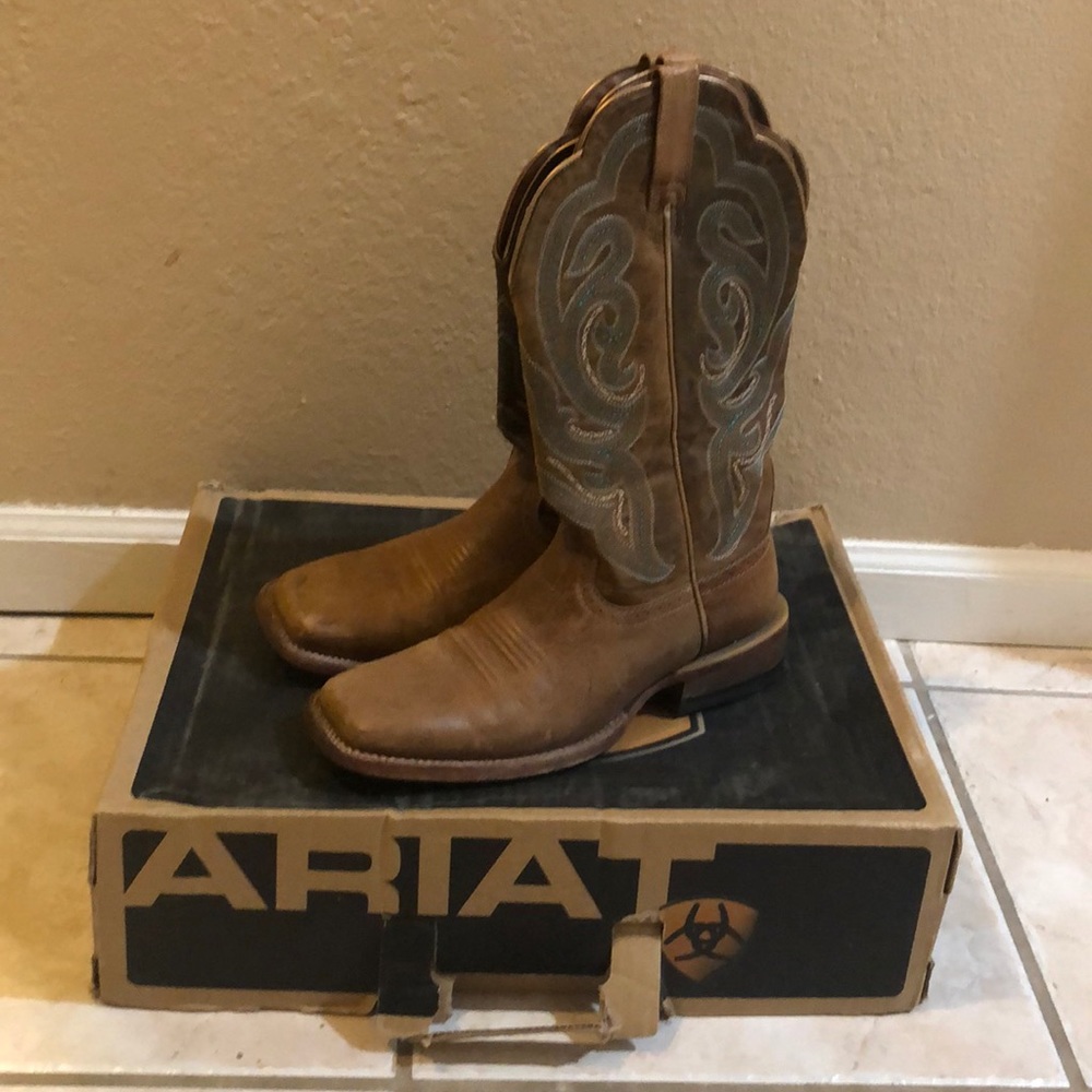 Women’s Arita Boots